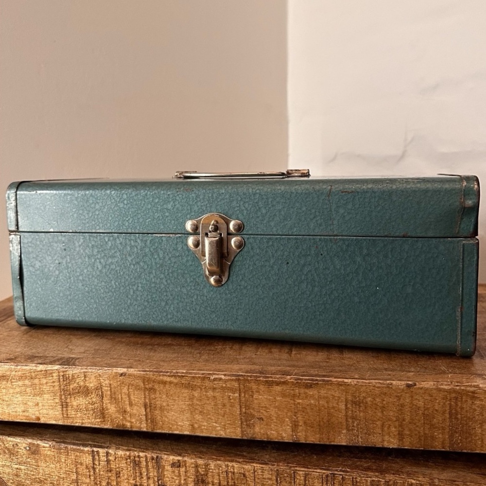 Teal Moonbeam Enamel Steel Artist Utility Box
